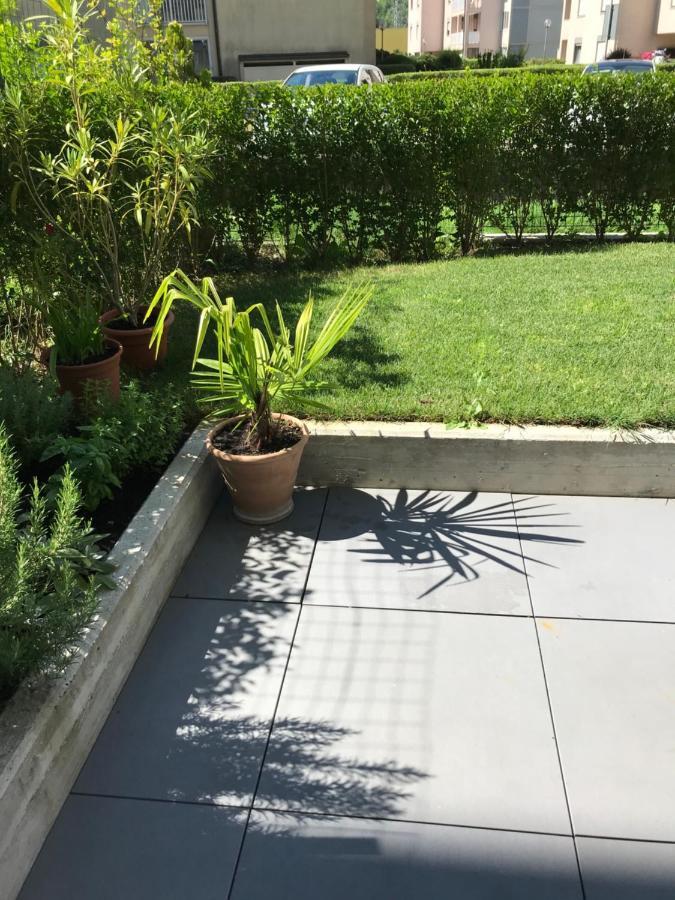 Schöne Neubauwohnung mit Garten Meran Exterior foto